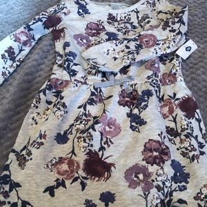 Old navy girls floral dress.. NWT